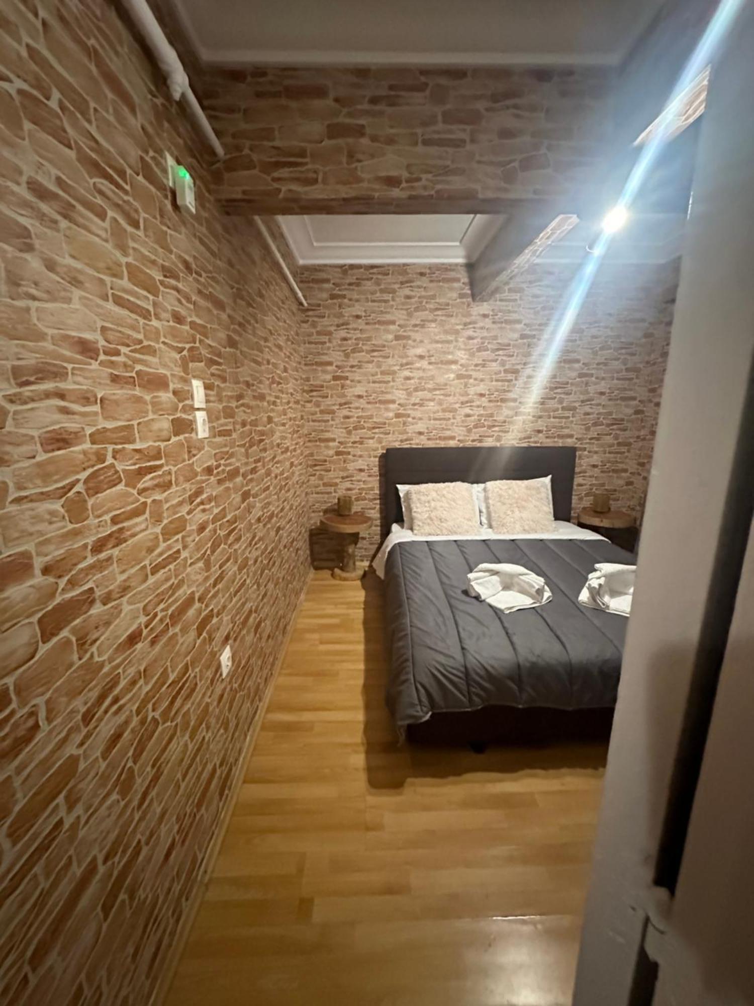 The Cave Atenas Exterior foto